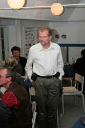 20071013_1568m.jpg (127033 byte)